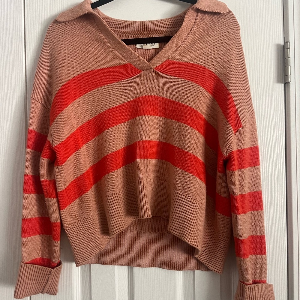 Velvet by Graham & Spencer Red and Tan rugby Striped v neck Sweater size small